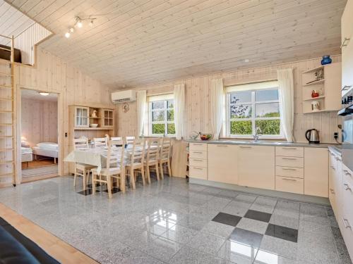 Holiday Home Elsabet - 600m to the fjord by Interhome in Egense