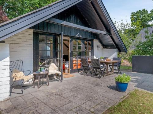 Holiday Home Armgard - 600m from the sea by Interhome in เฟียลเลอรูป