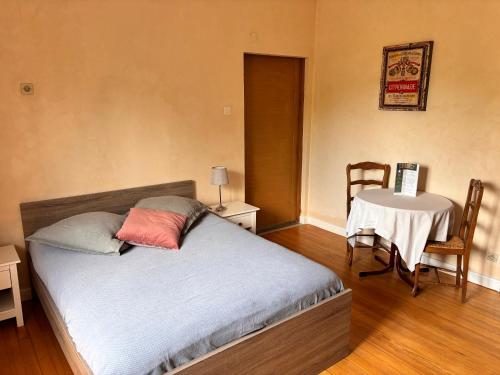 Chambre double Auberge Alsacienne - Tap to explore photos