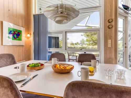 Holiday Home Winona - 250m from the sea by Interhome in Faxe Ladeplads