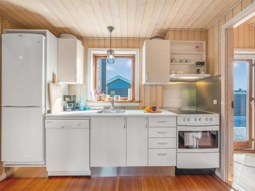 Holiday Home Georg - 200m from the sea by Interhome in ซอนเดอร์วิก