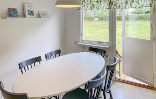 Konyha, Beautiful Apartment In Pauliström (Beautiful Apartment In Paulistrom) in Kvillsfors