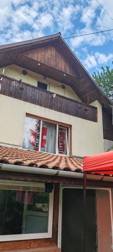 Vila Dona in Almasu Mare