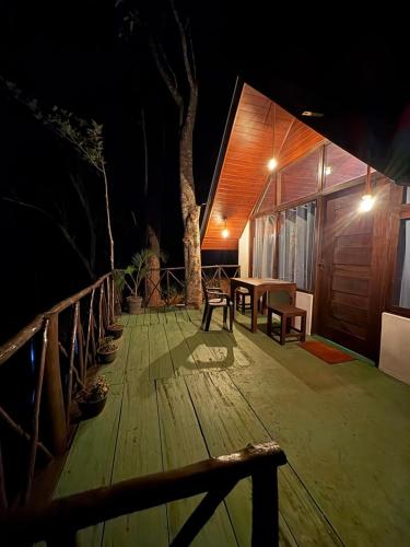 Bloom Heights, Ella (foto 4)