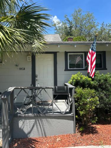 Cotee River single Apt