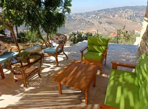Dan GuestHouse Sunset Retreat Terrace and BBQ in Aley
