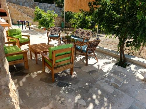 Dan GuestHouse Sunset Retreat Terrace and BBQ in Aley