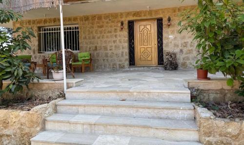 Dan GuestHouse Sunset Retreat Terrace and BBQ in Aley