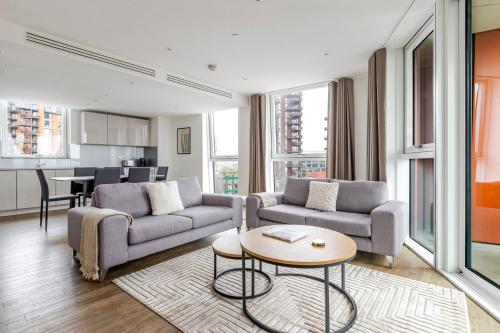 Blueground Nine Elms balcony nr Battersea Park LON-665, Лондон