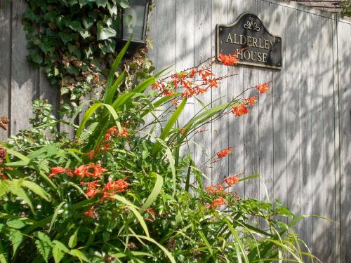 Alderley House