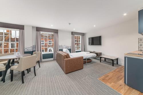 Mercure Salisbury White Hart Hotel in Salisbury