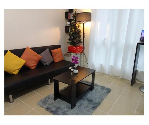 2BR PIONEER Woodland Boni,Mandaluyong connected to Boni MRT station, Manila (photo 11)