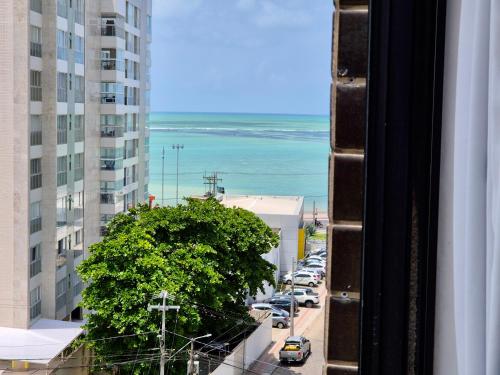 Ponta Verde totalmente climatizado - uma quadra da praia