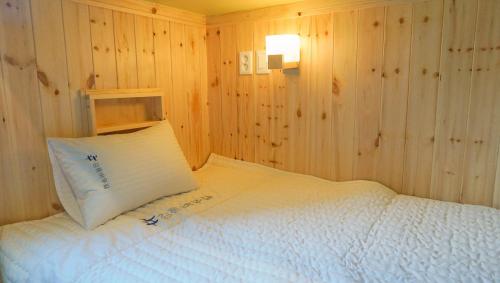 hotel continental 10 rue franois gillet saint etienne france fr 42000 yeah room namba naniwa ku nam