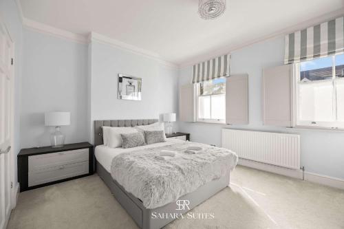 New Stylish 4BR - Windsor City Centre - Sleeps 6, Windsor (zdjęcie 2)