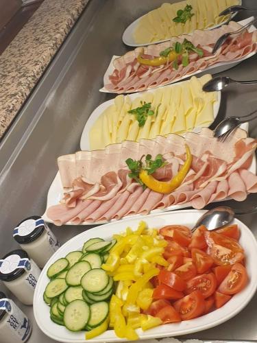 Ételek és italok, Hotel König Stefan (Hotel Konig Stefan) in Bad Deutsch-Altenburg