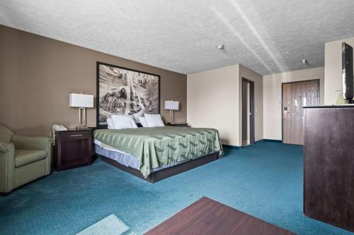 Burgundy Inn & Suites in El Paso (IL)