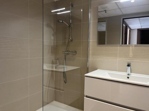 Magnifique vue mer avec piscine Cap Hermes 410 - image 3