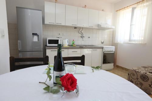 Apartment Davorka - image 7