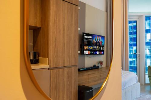 Luxury Studio Retreat Canal View and City Life, Dubai (foto 3)