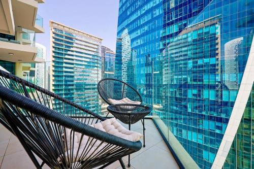 Luxury Studio Retreat Canal View and City Life, Dubai (foto 7)