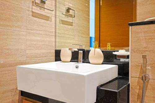 Luxury Studio Retreat Canal View and City Life, Dubai (foto 8)