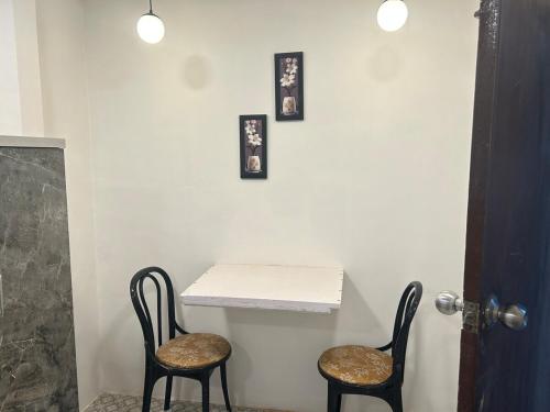 The White 2 Rooms apt in Bandra West