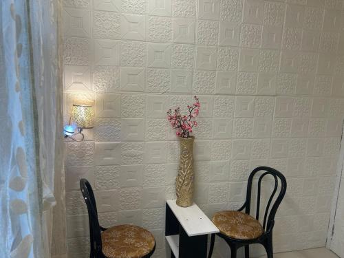 The White 2 Rooms apt in Bandra West