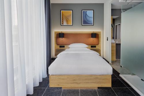 1 twin bed