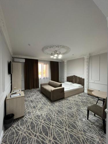 Sapphire hotels in Taraz