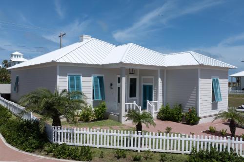 Nomad House at The Shores home
