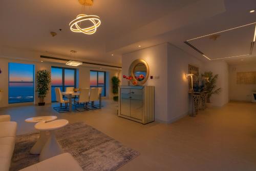 Princess Tower highest world Penthouse floor 86!, Dubaj