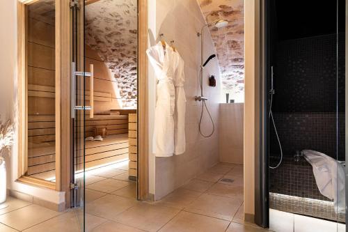 Spa, Contact Hotels Le Savigny & Spa in Gleize (Rhone-Alpes)