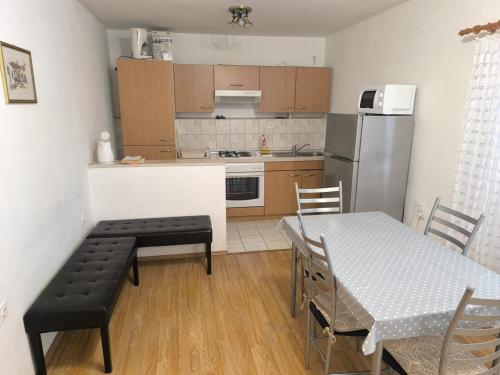 Apartment Davorka - image 3
