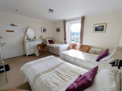 Broomfield House Bed and Breakfast in Ерлстон