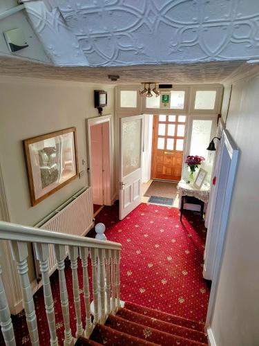 Вхід, Broomfield House Bed and Breakfast in Ерлстон