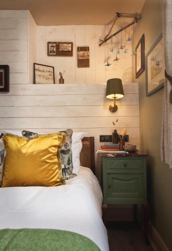 1 double bed