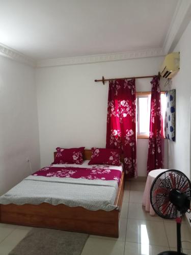 Appartement bonaberi bordure de route in Bonabéri