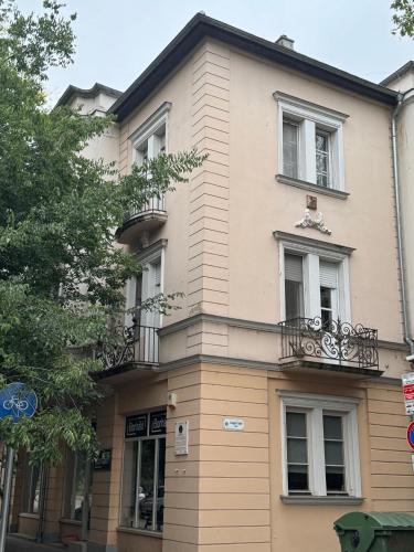 Damjanich Deluxe Apartman in Szolnok