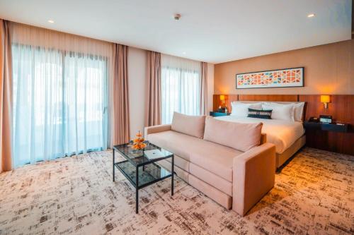 Braat Hotel Room Type - Junior Suite with Balcony