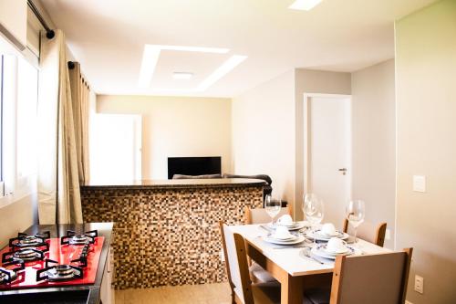 ห้องครัว, Casa moderna com jardim privativo in มาดาเลนา