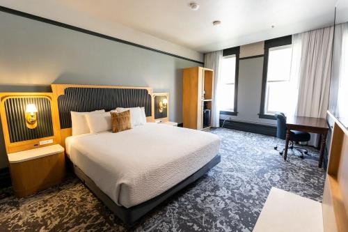 Historic Franklin Hotel in เดดวูด (SD)