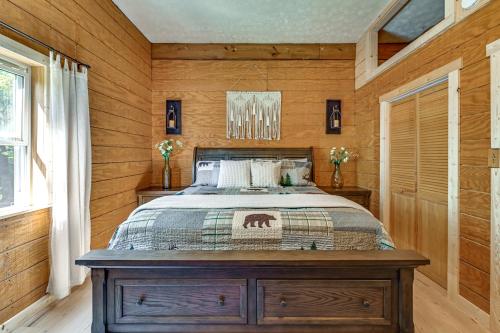 Ohio Cabin on 23 Acres: Fish, Hunt & Explore! in Caldwell (OH)