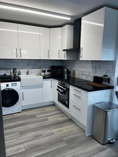 City Centre Apartment, Glasgow (photo 9)