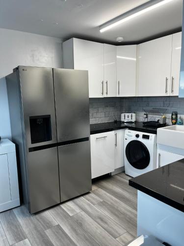 City Centre Apartment, Glasgow (photo 10)