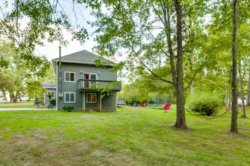 Large Yard w/ Pond: Family Retreat in New Albany! in Ņūalbānija (OH)