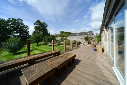 Сад, The Steading at Legerwood in Blainslie