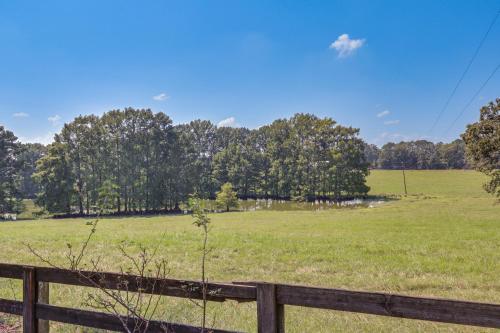 Rural Retreat: ‘Cypress Lake’ By Roosevelt St Park