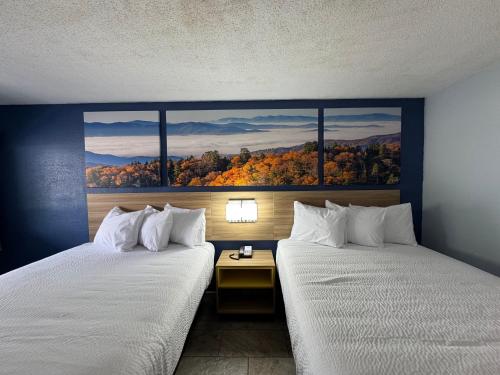 Days Inn by Wyndham Charlotte University detail