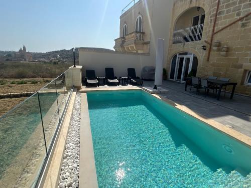 Serena, Għarb (foto 3)